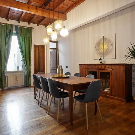 Best Location W/ Breathtaking Views Chic Palace Florence Buitenkant foto